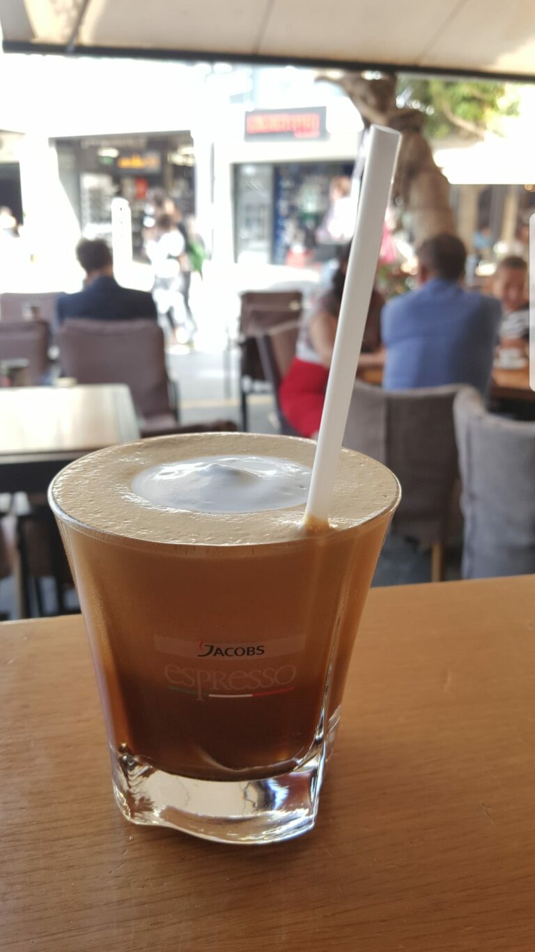 35798463 1360668857367172 3154813994724753408 n 768x1365