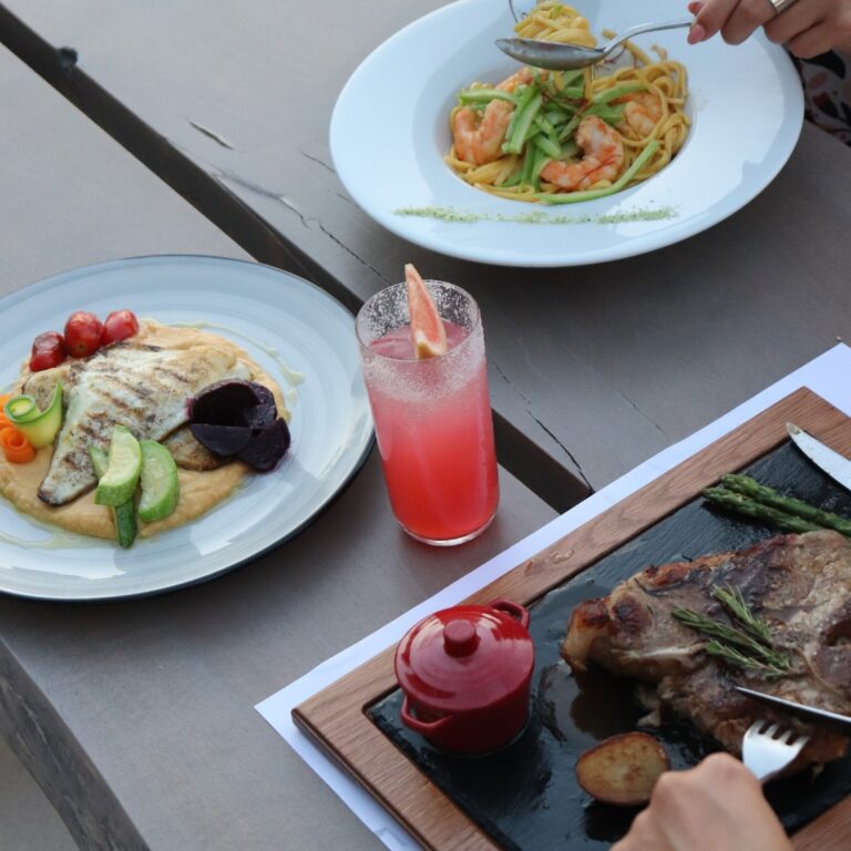 375201821 1034976257781245 1818667075489955520 n 768x768