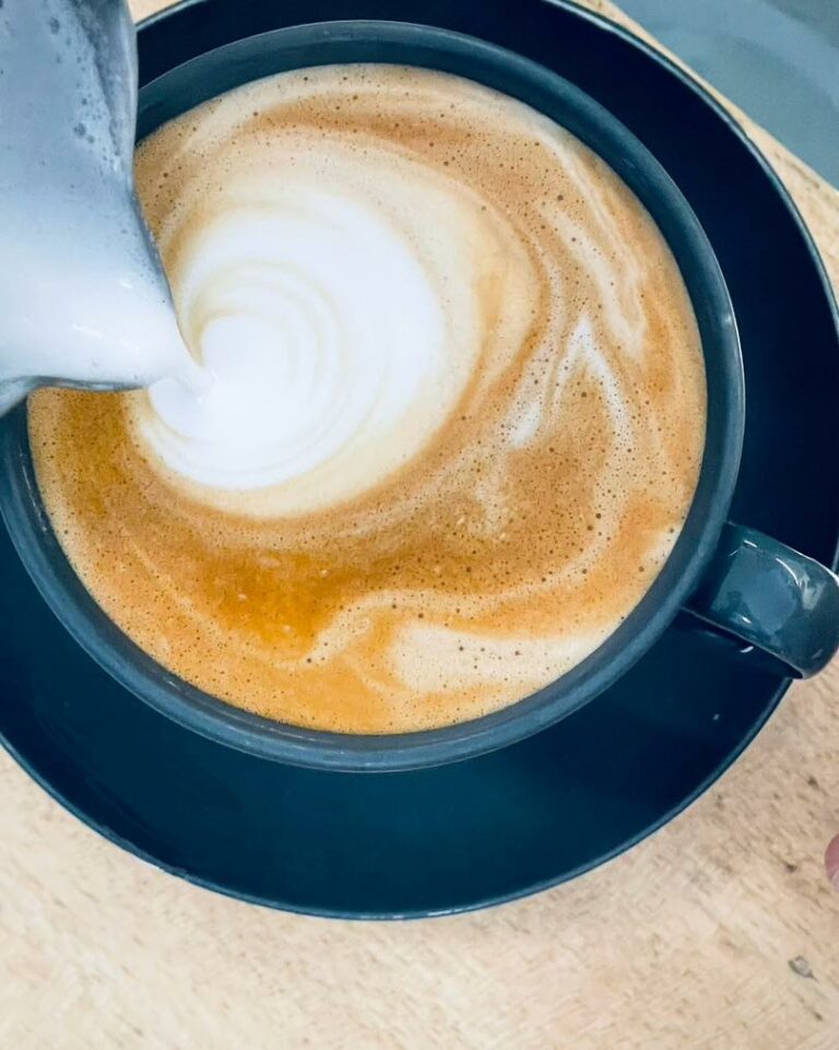 411495781 858459489412614 2531757410792101614 n 768x961