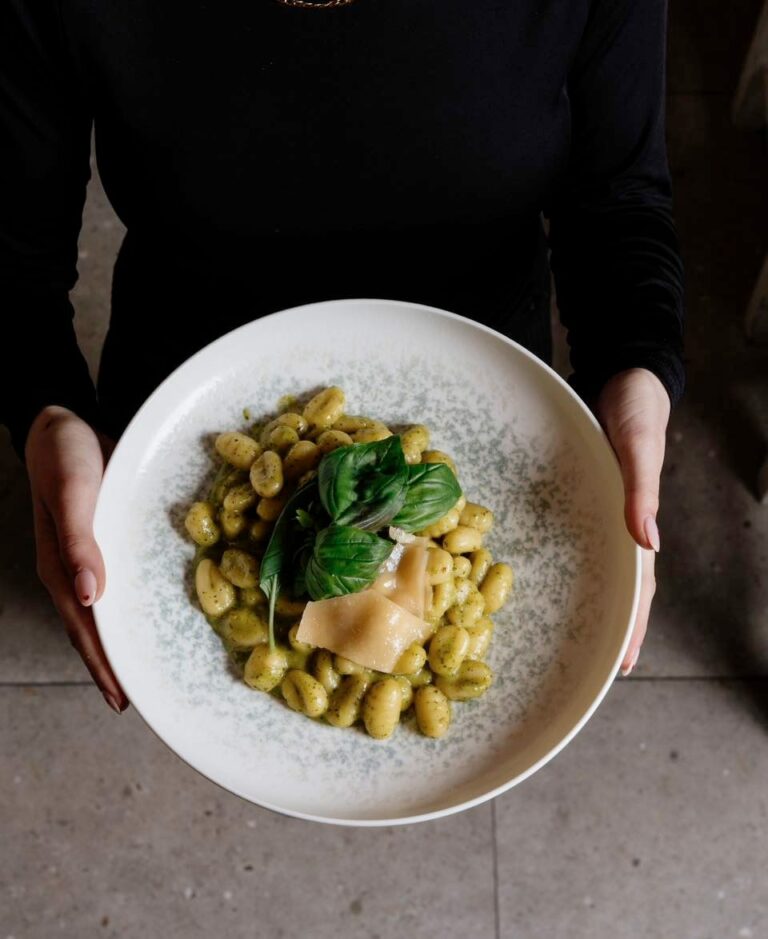 417420085 915121623955358 937631378523520134 n 768x939