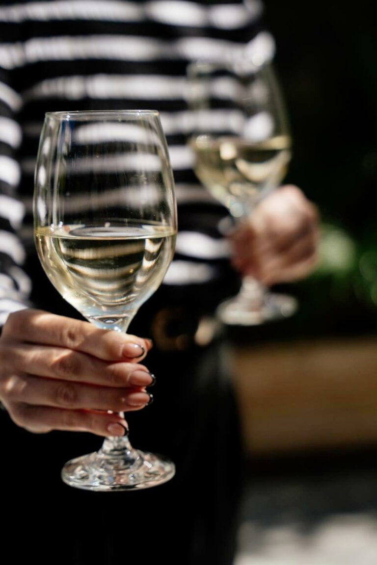 438885820 959094122891441 4346422727904560415 n 768x1152