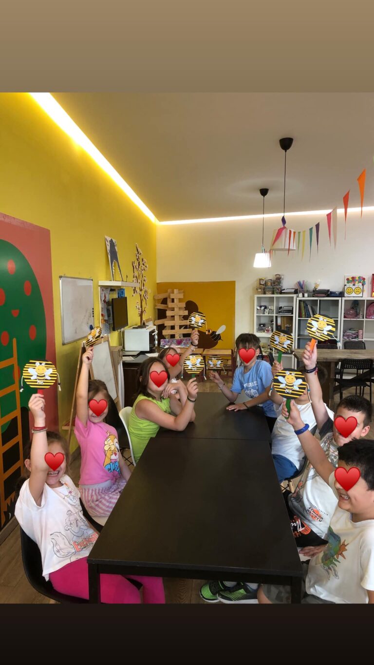 447246543 1316597119256637 1752511969849902712 n 768x1365