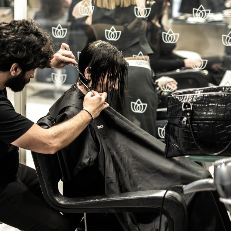 447564713 979791507484717 1029804259564121942 n 768x768