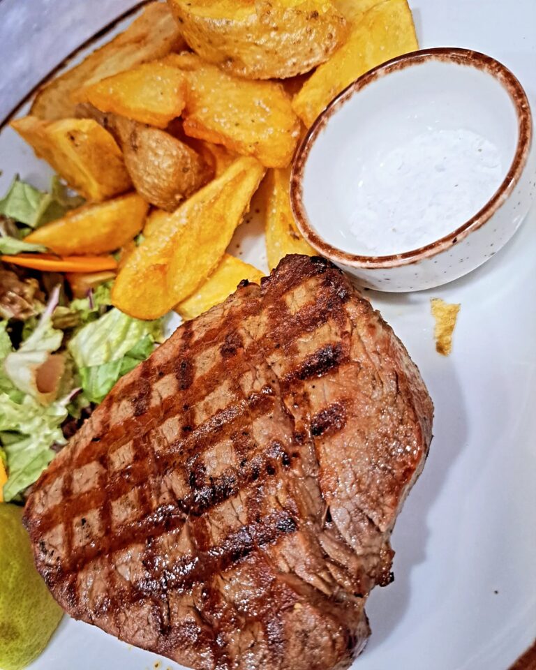 447634776 951512136985871 7251642063541340000 n 768x960