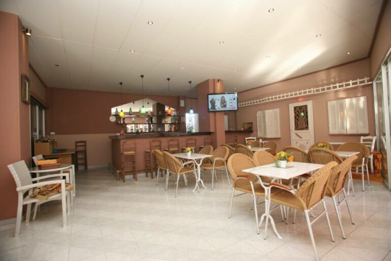 482631 367423793379318 1674318352 n 768x512