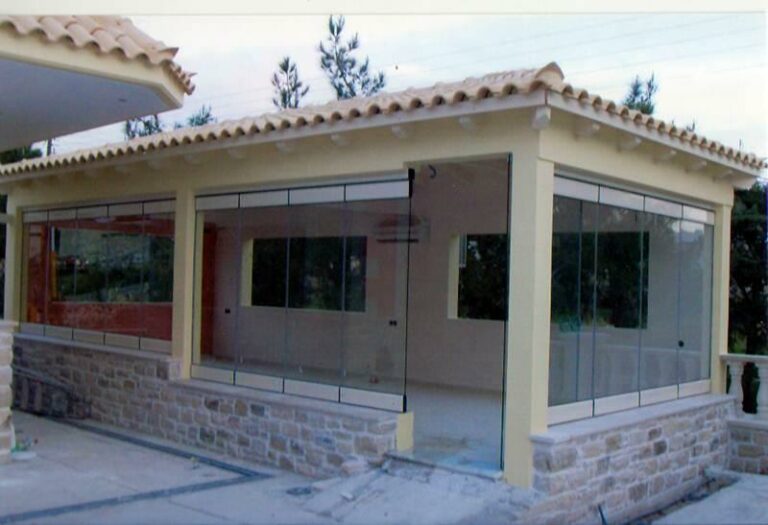 8843 TZAMIA – KRYSTALLA YALOPINAKES KRYSTALLOEMPORIKI TZAMIA KRYSTALLA KATHREPTES IRAKLEIO KRITI 13 768x525