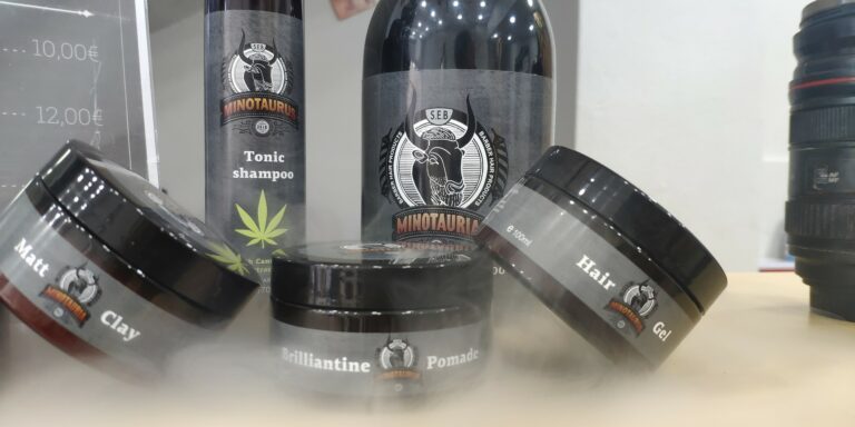 Mike Barbershop Gallery 04 768x384