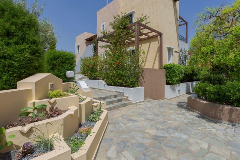 your memories hotel apartments exterior 0211 768x512