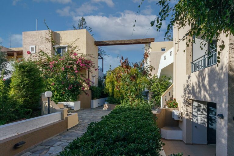 your memories hotel apartments exterior 768x512