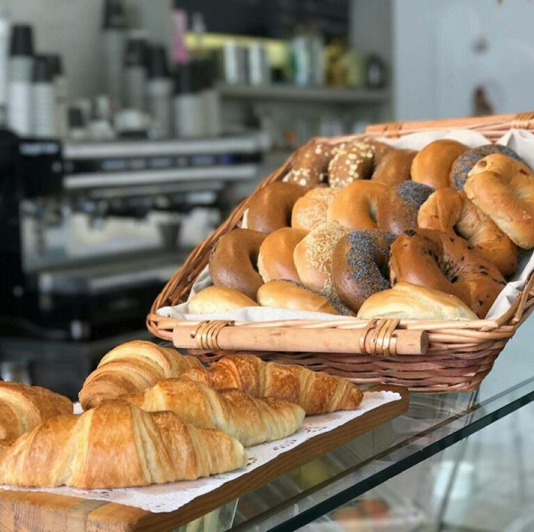 15349626 1177242785662812 3613964466203433919 n 768x766