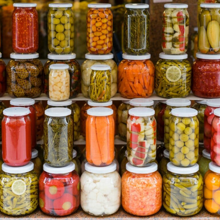 438098934 999898892140754 6476539172337240878 n 768x768