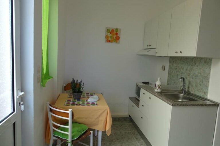 67579326 108001290534765 4473366149983109120 n 768x512