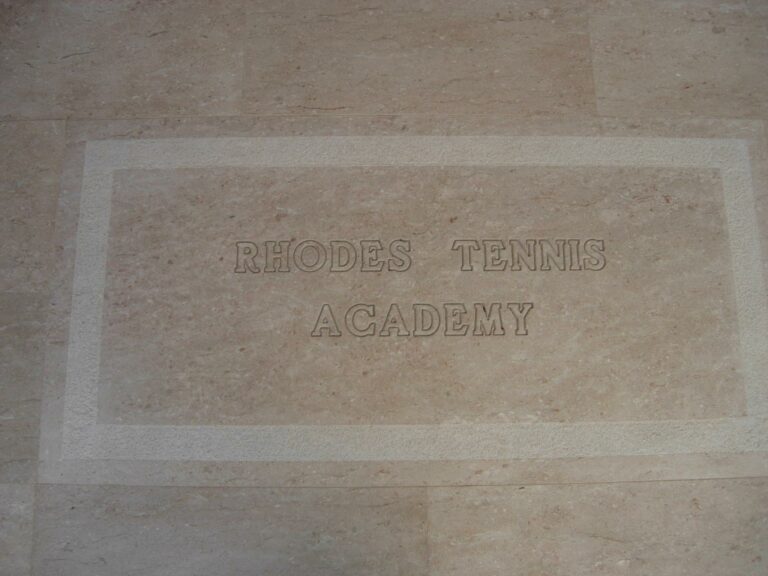 705241 448048975251268 941958513 o 768x576