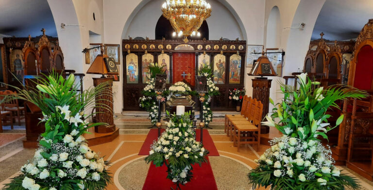 grafeioteletonlyrh img32 768x392