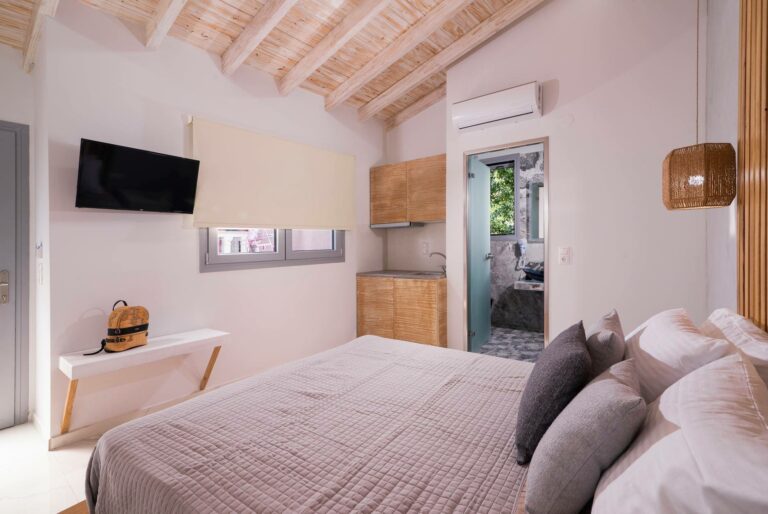 105409503 2590567981155831 8361791176648806539 n 768x514