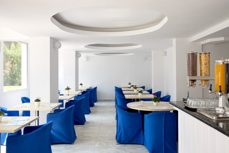 374567780 271516645701285 3143136600972063337 n 768x512