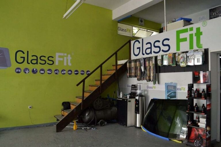 48206 PARMPRIZ – ANTILIAKES MEMBRANES GLASSFIT MILTOS KRYSTALLA AYTOKINITON ANTILIAKES MEMBRANES 3M ASWF EGGYISI EFOROY ZOIS PISTOPOIISI k02 768x511