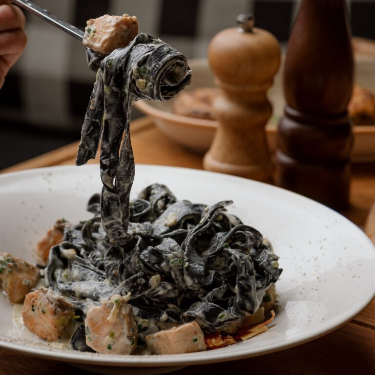 359720471 819165669671286 8732514088139658980 n 768x768