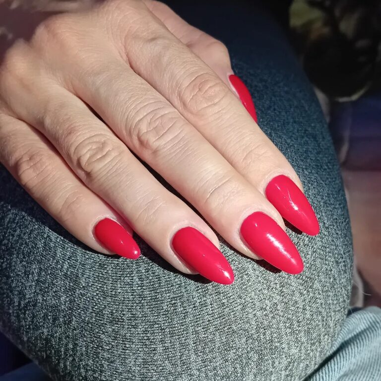 402655975 832127905587956 2587794228177111591 n 768x768