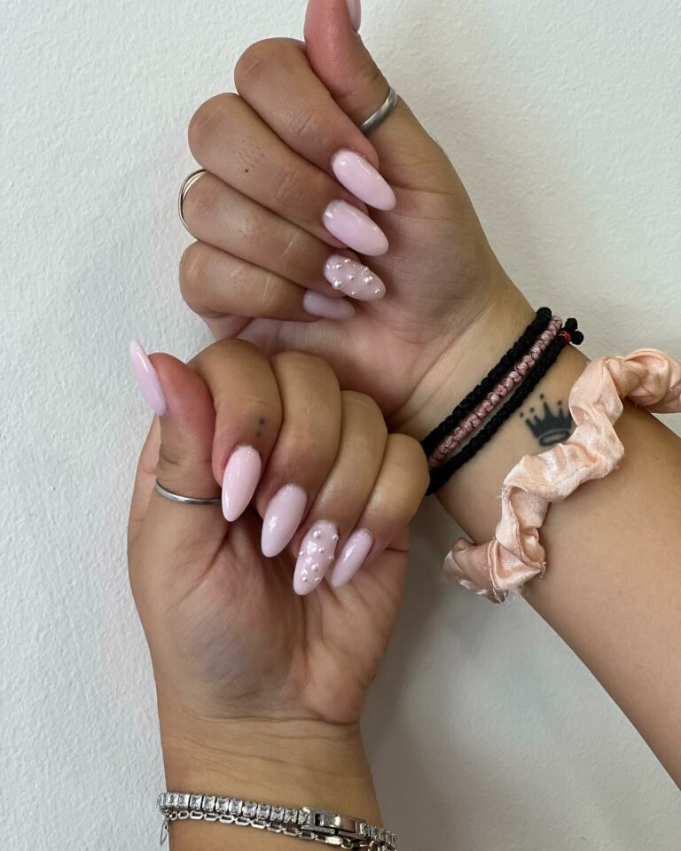 454779367 18262203016220483 7513885869965700105 n 768x960