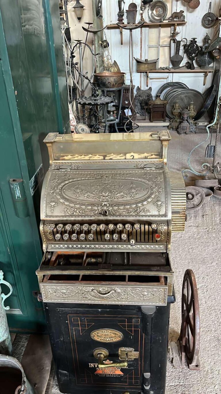 461484347 975960331210925 5864357204422558613 n 768x1365