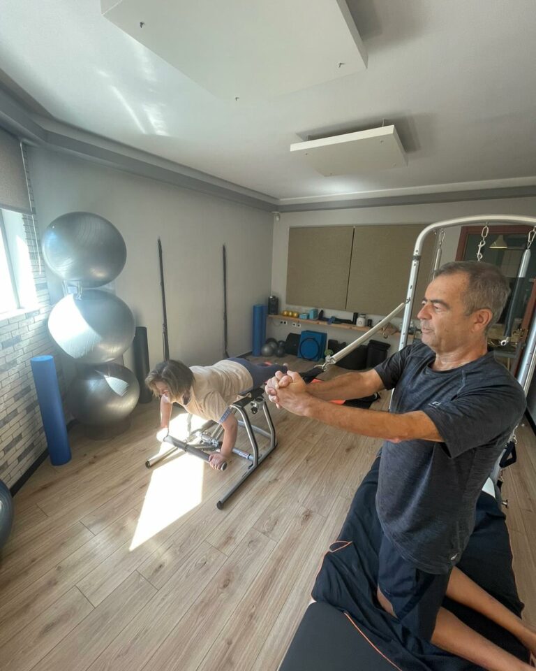 462212188 18420854632078801 7876483935374917964 n 768x960