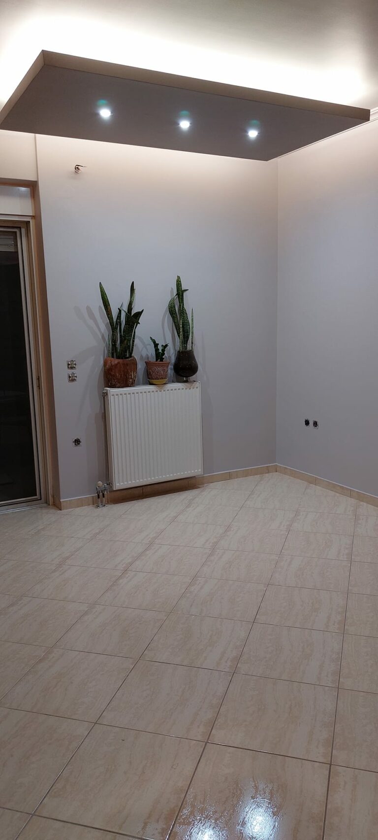 462798083 1041531271101274 598857303201147303 n 768x1704