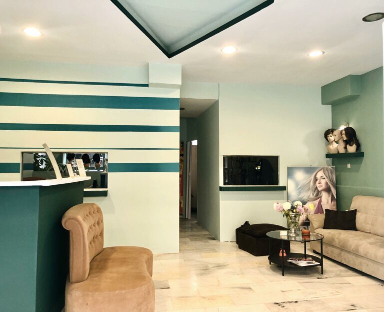 77402026 2489990287879197 3795948141233045504 n 768x623