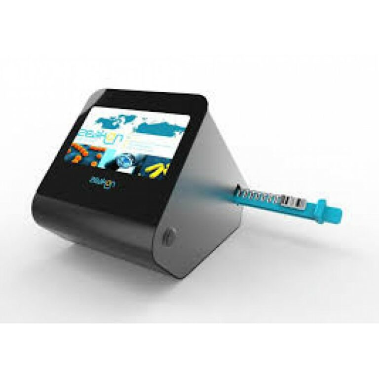 Studiobox 900x900 1 768x768