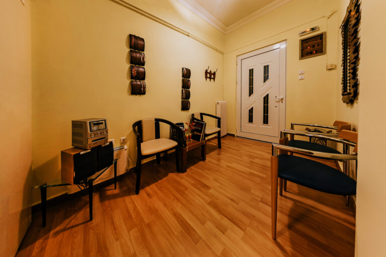 Χώρος Ιατρείου 3 768x511