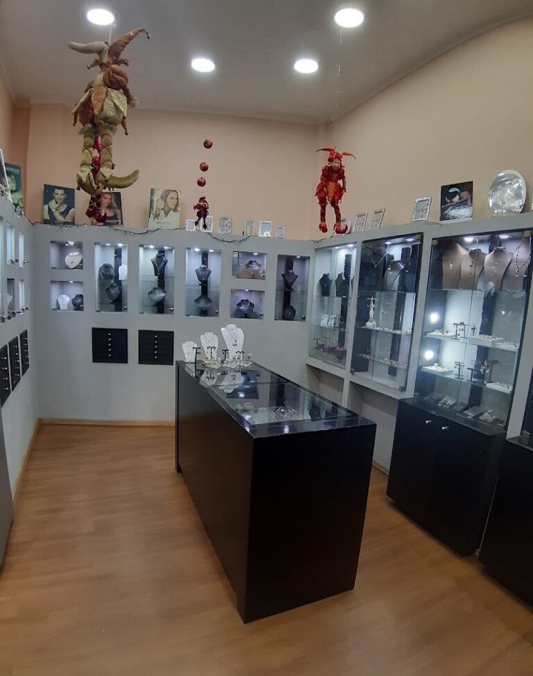 20211209 191120 768x974