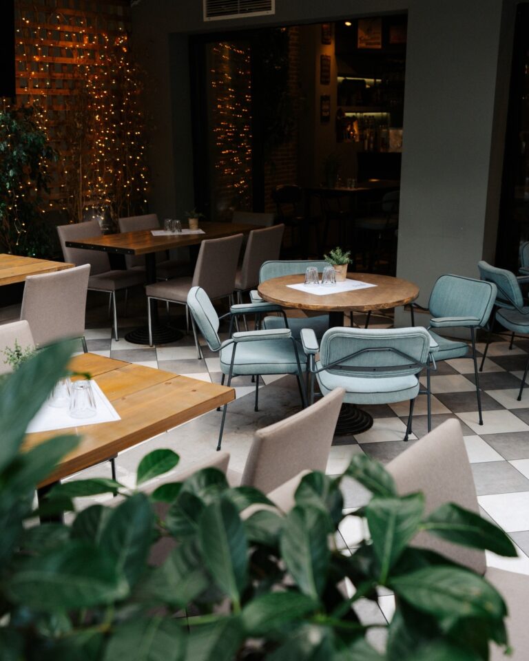 419327382 955274339869571 7599327170209056512 n 768x960