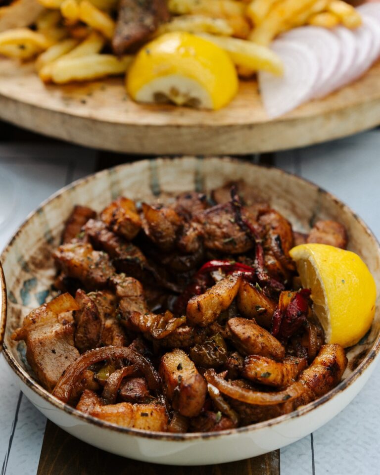 421953012 980827763980895 6781243933154006559 n 768x960