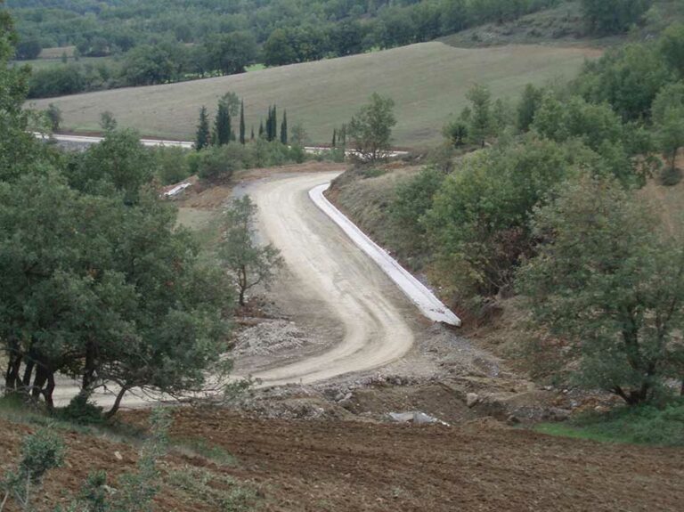 LEYKADA PITSI 768x575