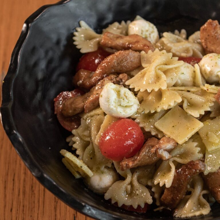 313421108 782003899716538 2126182263345408625 n 768x768