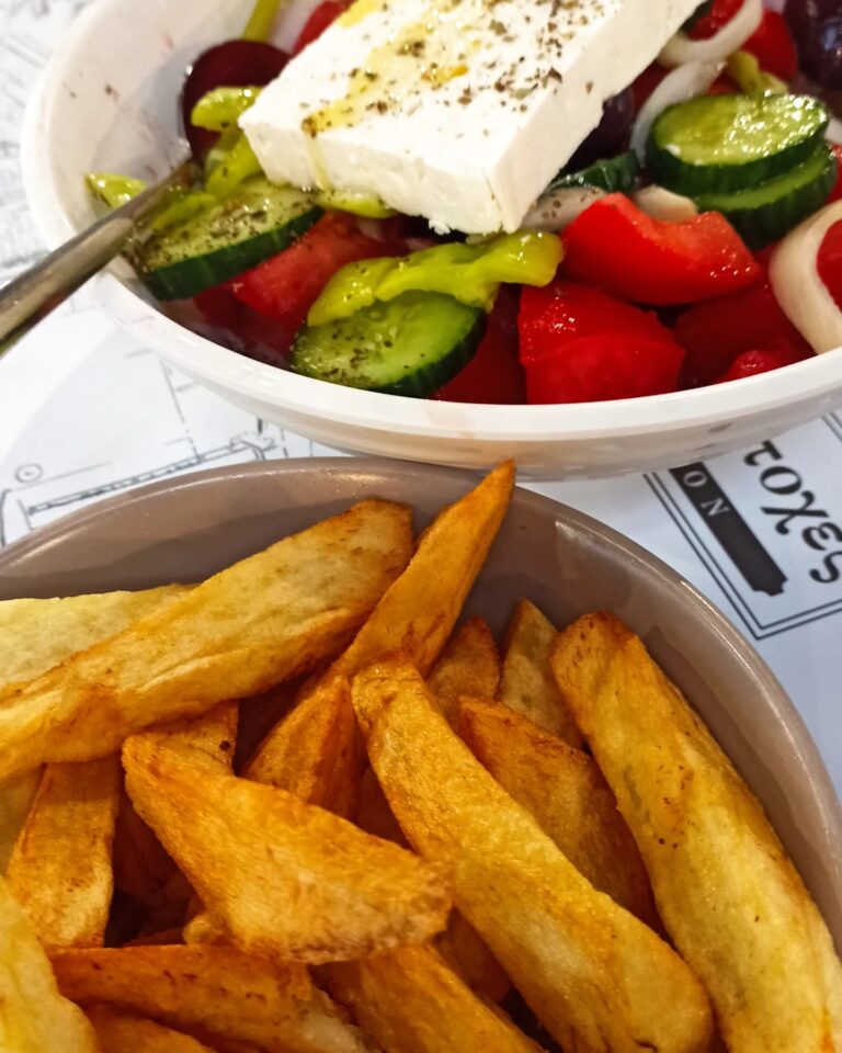 422571277 891539619646890 3879580617832566587 n 768x960