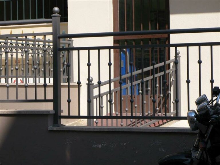 49191 METALLIKES KATASKEYES TOMARAS EYAGGELOS METALLIKES KATASKEYES ZOGRAFOY ATHINA ATTIKI SIDIROKATASKEYES STEGASTRA SKALES PORTES KAGKELA 8 768x576