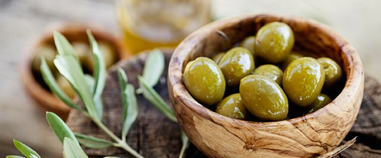 olive2 768x320
