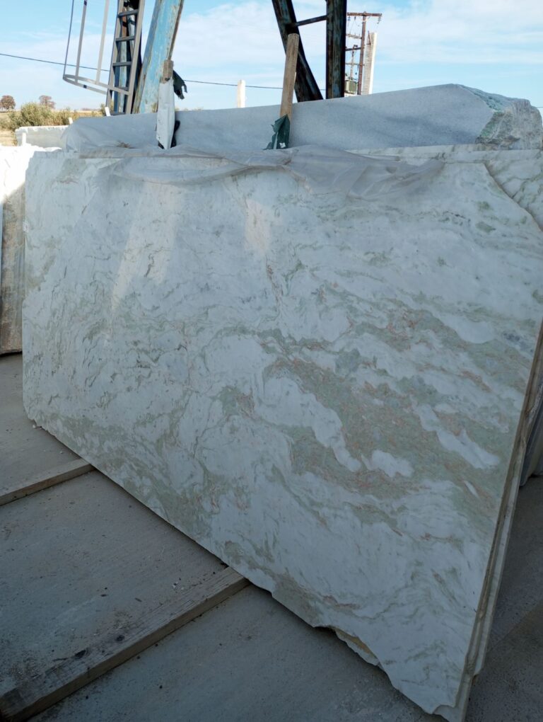 474645464 1122852806303355 3332242202922550275 n 768x1020