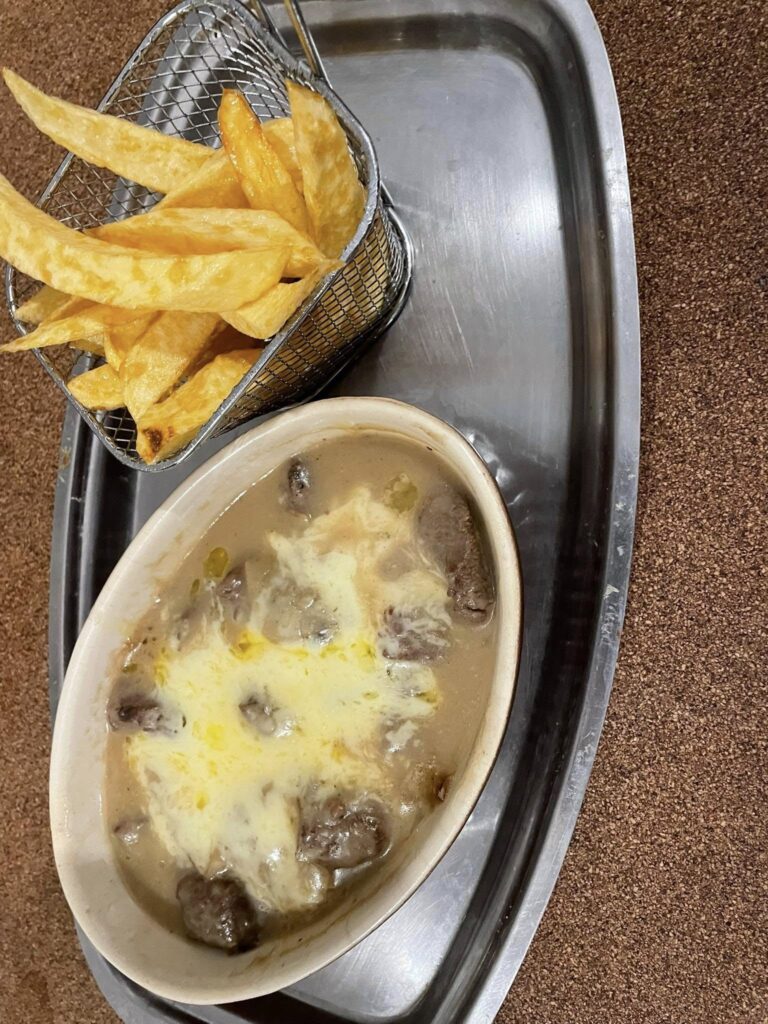 494197154 1267569528613340 473923918441600941 n 768x1024