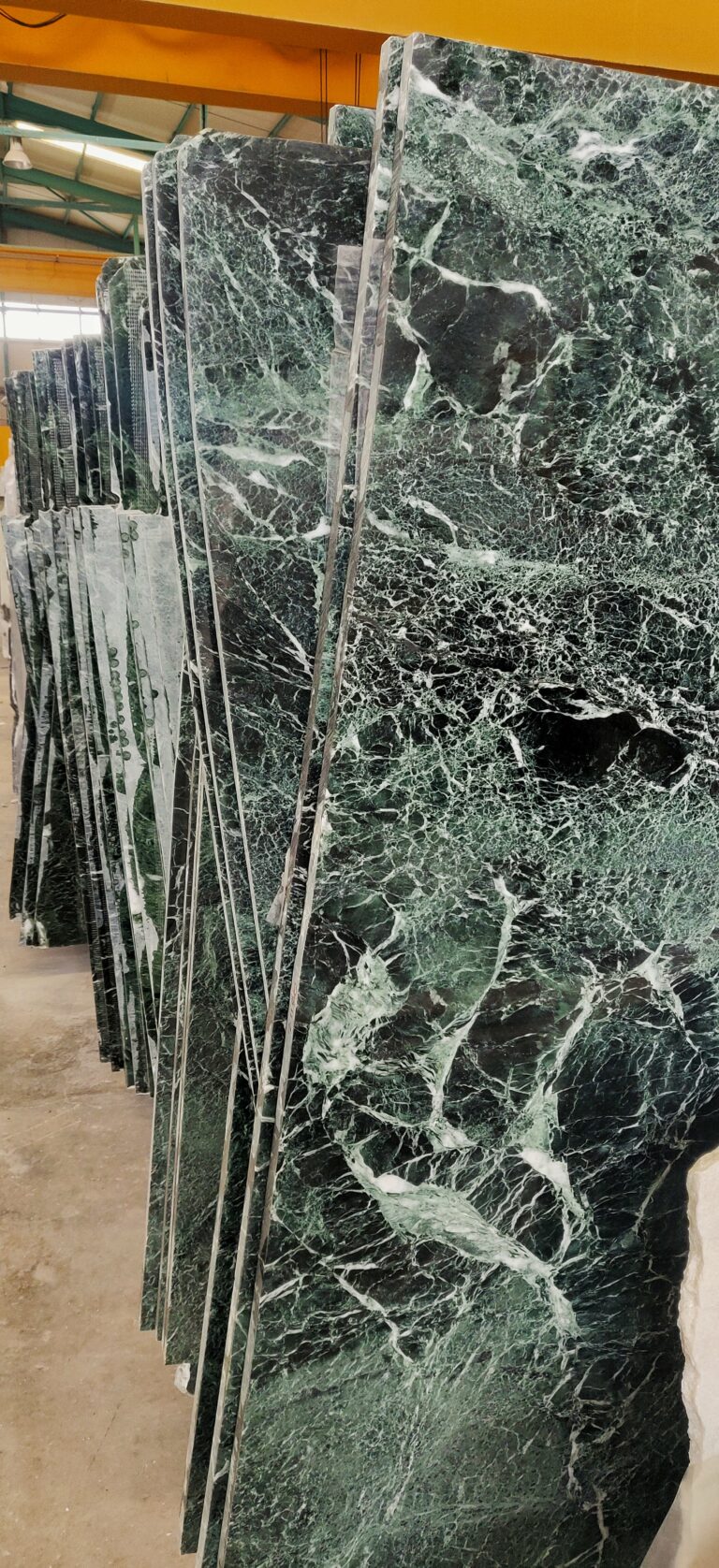 tinos green 768x1676