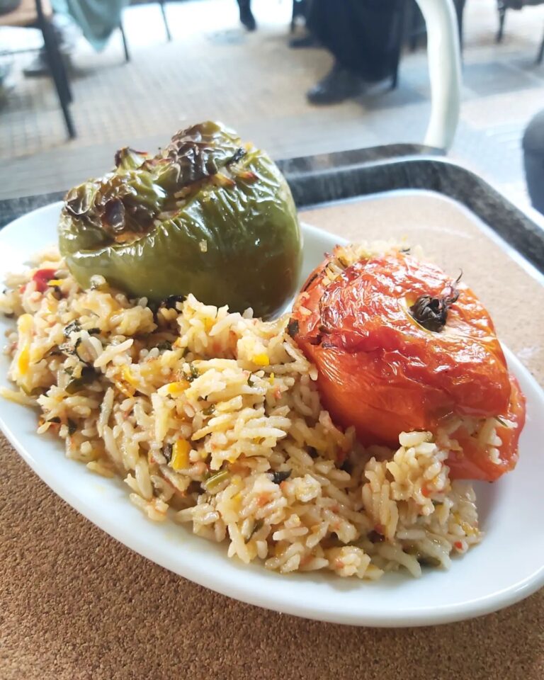 480292332 1137464028070619 2485580381395351677 n 768x960