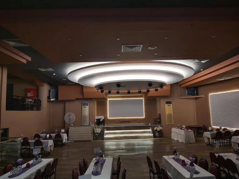 0D5F439D 5680 44AA 88BE 5AA542FF9E80 768x576