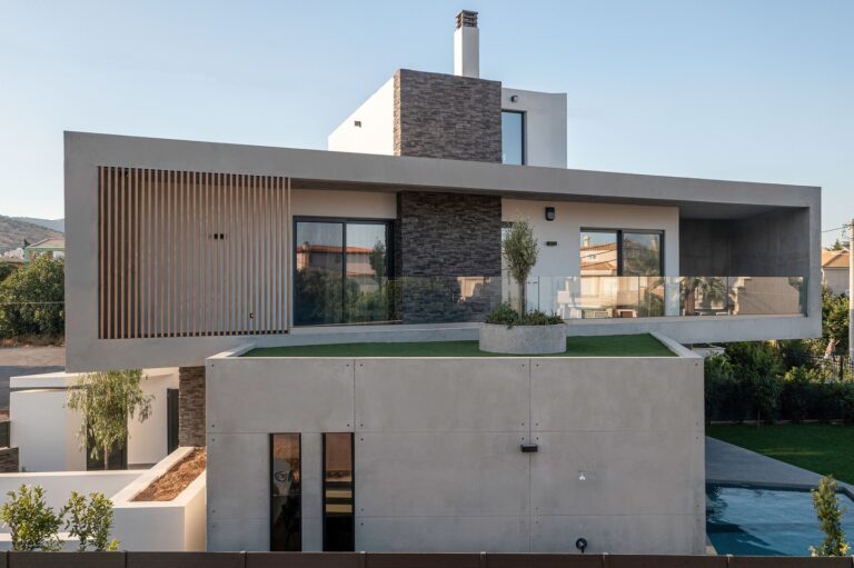 482746105 18494956153027499 7876468292805264661 n 768x511