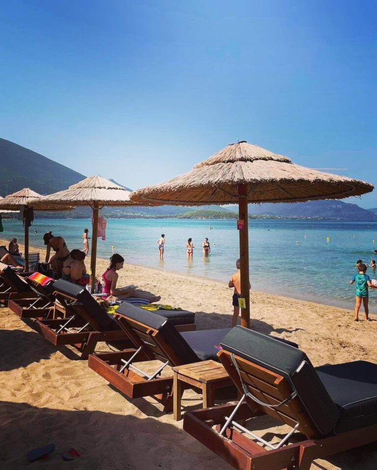 484279421 2856000214572072 6198548986674238081 n 768x957