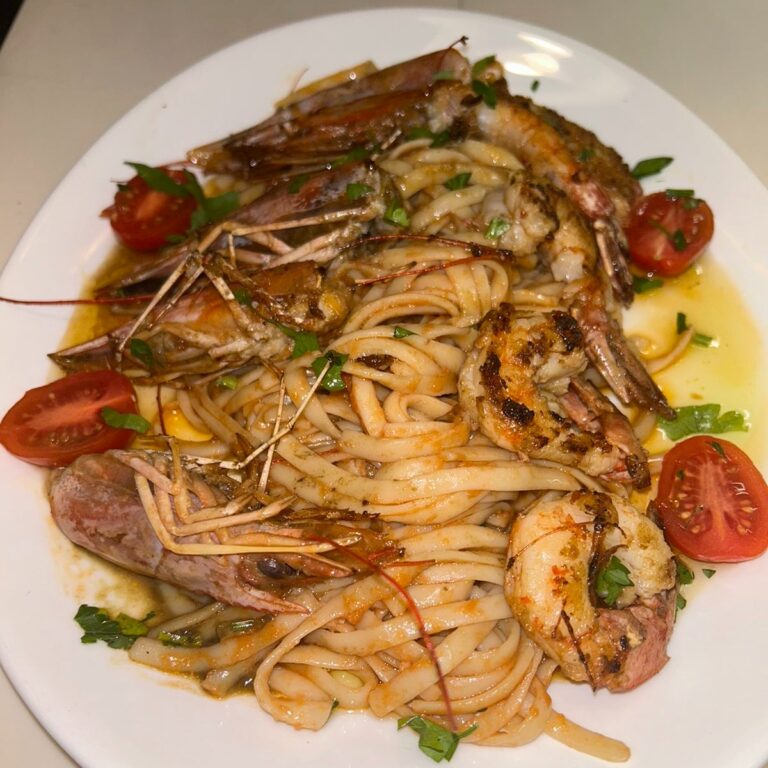 490447604 1224659962993013 2188770636386684597 n 768x768