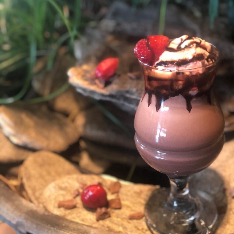 117716318 1001707600259328 7742841186005602111 n 768x767