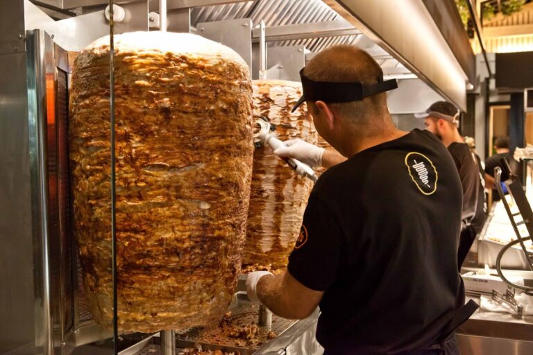 201911160317169838 768x512