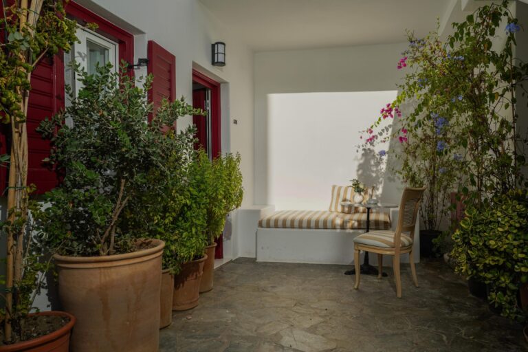 23Hotel Suite Junior 07 min scaled 1 768x512