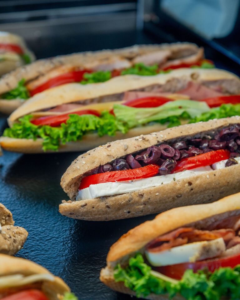 504723880 1288609303267832 6525521071668507324 n 768x960